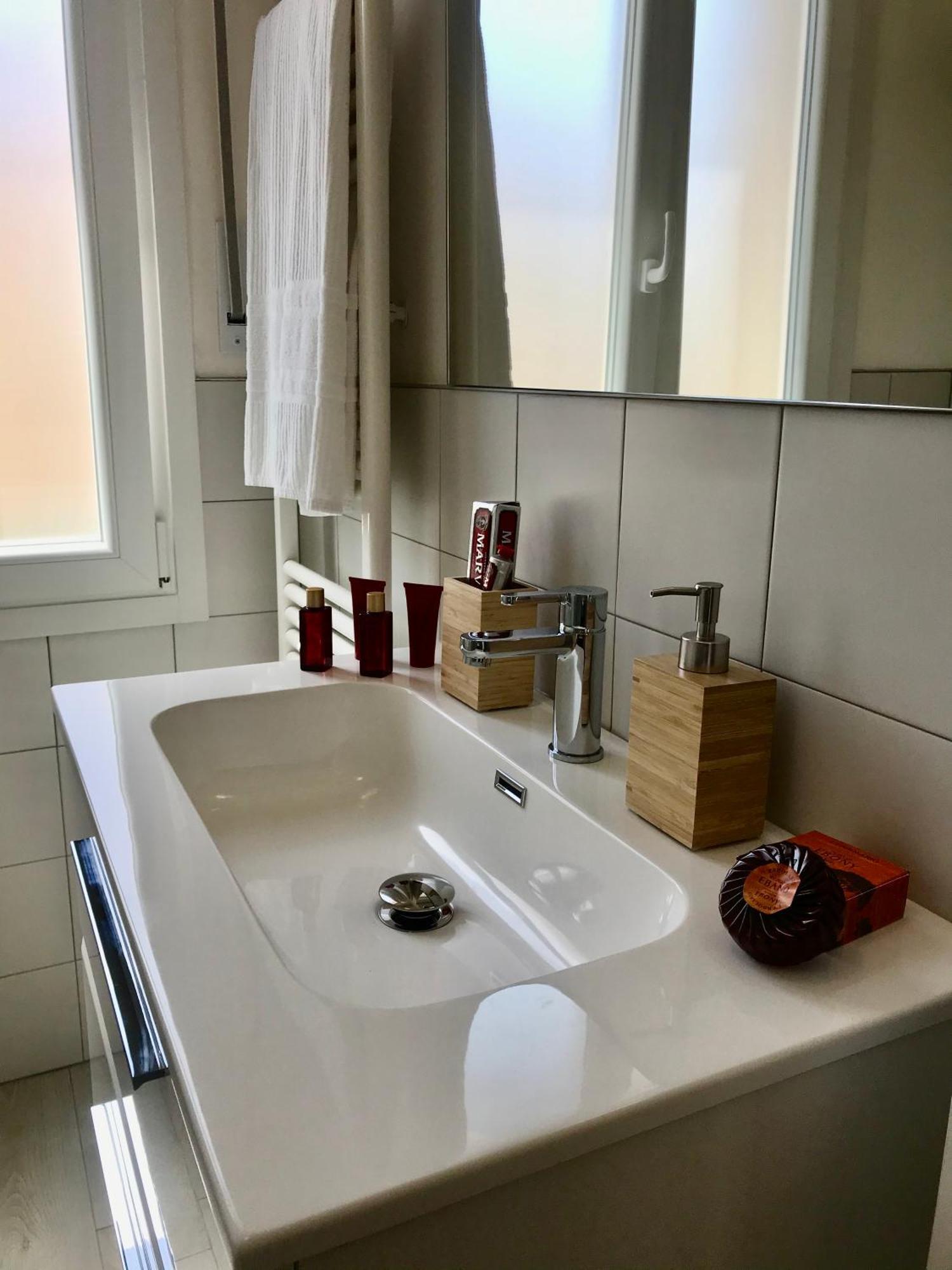Suite Locchi. Vicino Tramvia/Careggi/Meyer 佛罗伦萨 外观 照片